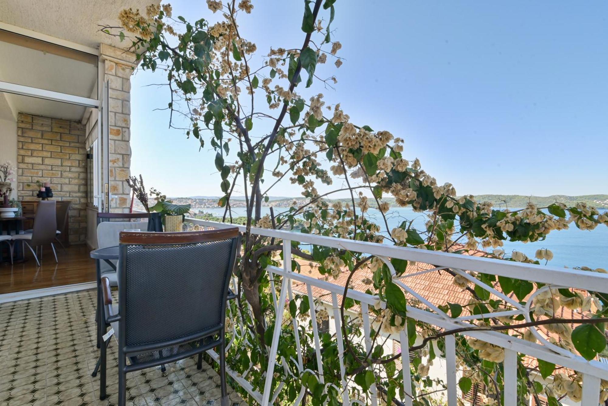Apartment Spira Puovica Trogir Eksteriør billede