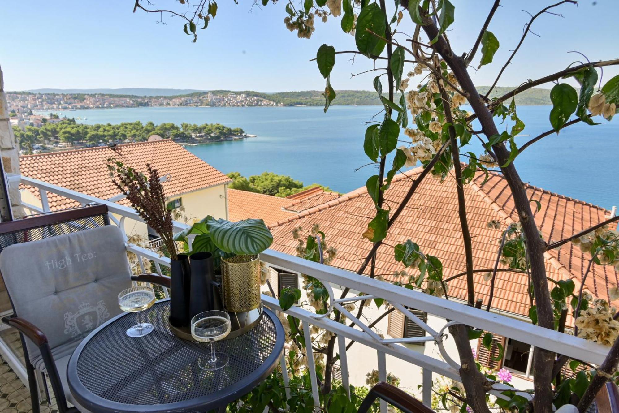 Apartment Spira Puovica Trogir Eksteriør billede