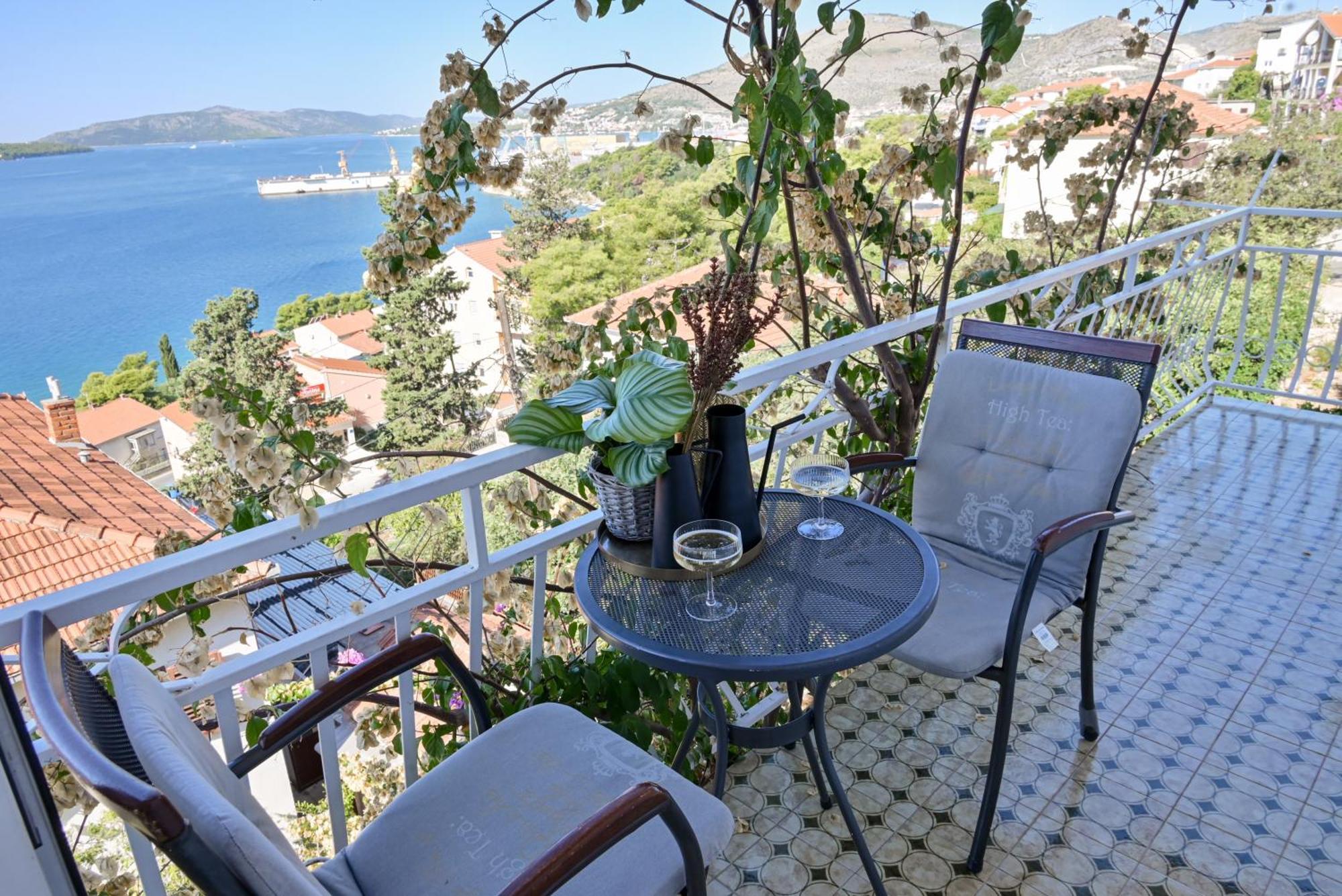 Apartment Spira Puovica Trogir Eksteriør billede