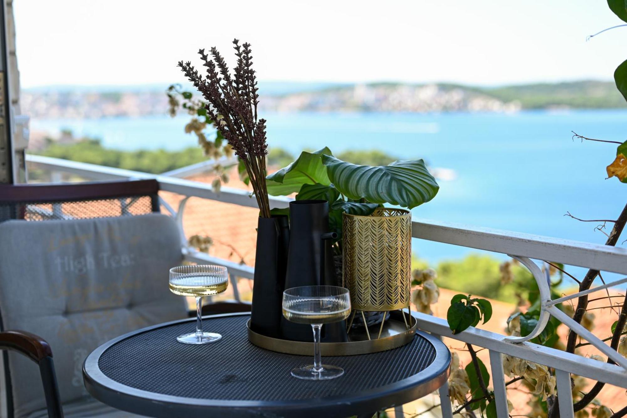 Apartment Spira Puovica Trogir Eksteriør billede