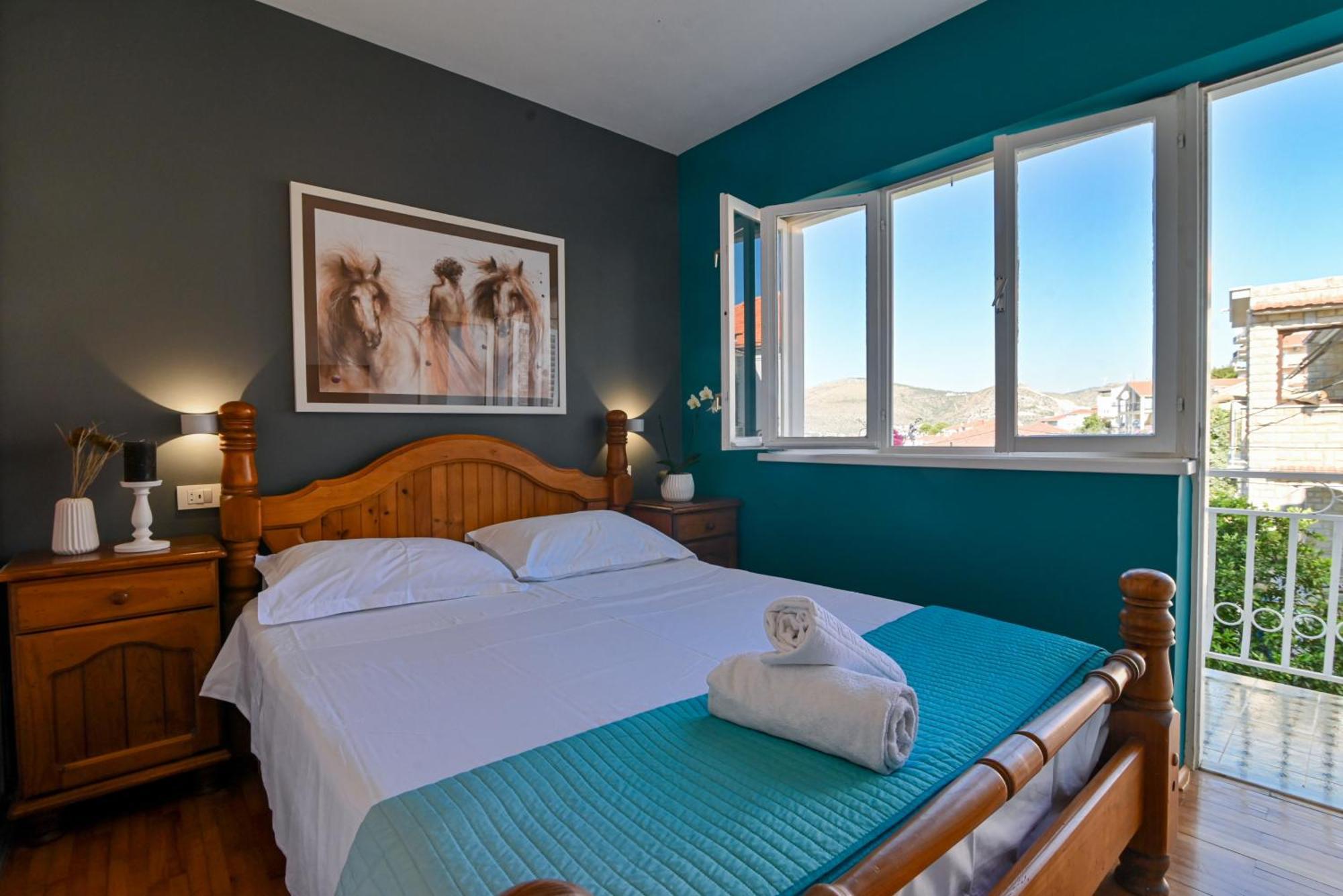 Apartment Spira Puovica Trogir Eksteriør billede